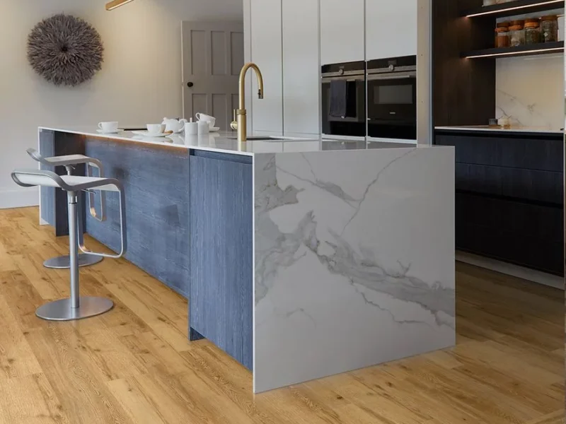 Polyflor vinyl flooring Kitchen - 4099 Sherwood Oak Plank and 4124 Sherwood Oak Versaille