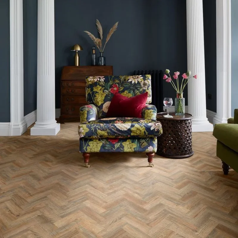 Polyflor vinyl flooring lounge - 2251 Cambridge Parquet